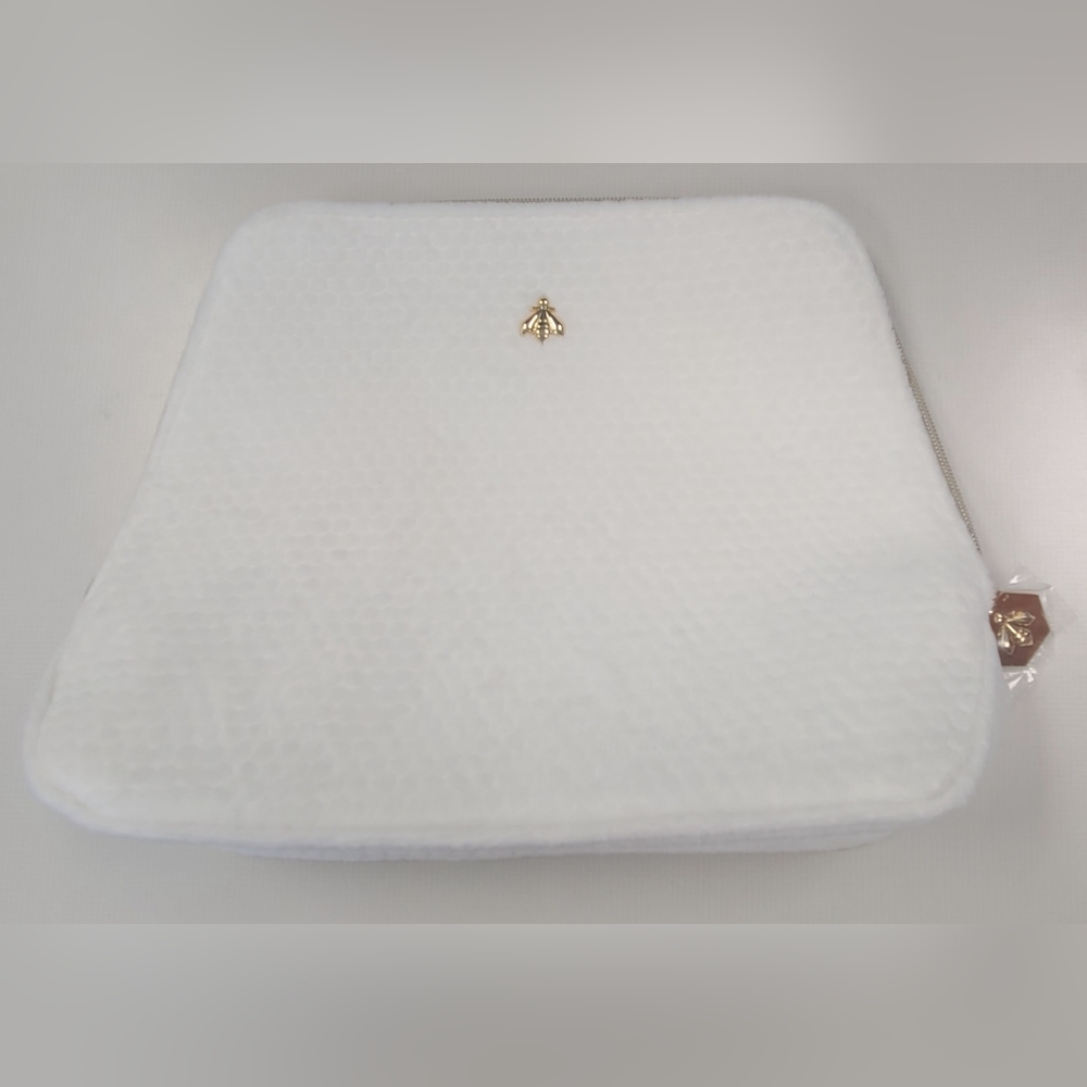 NWOT GUERLAIN PARIS MAKE UP BAG